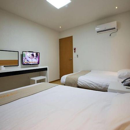 Ewha Hotel Τζέτζου Εξωτερικό φωτογραφία