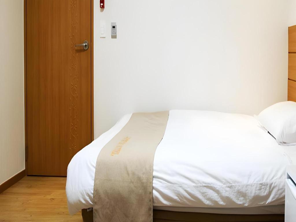 Ewha Hotel Τζέτζου Εξωτερικό φωτογραφία